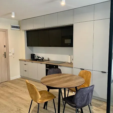 Apartment Piano Polna 28 *