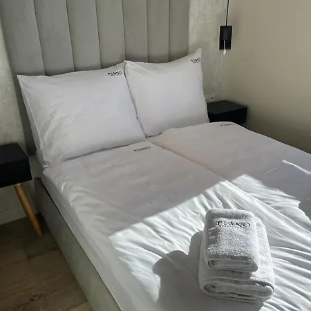 Apartment Piano Polna 28