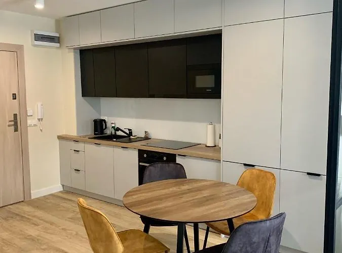 Apartment Piano Polna 28 *